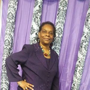 Meet your Posher, Carolyn